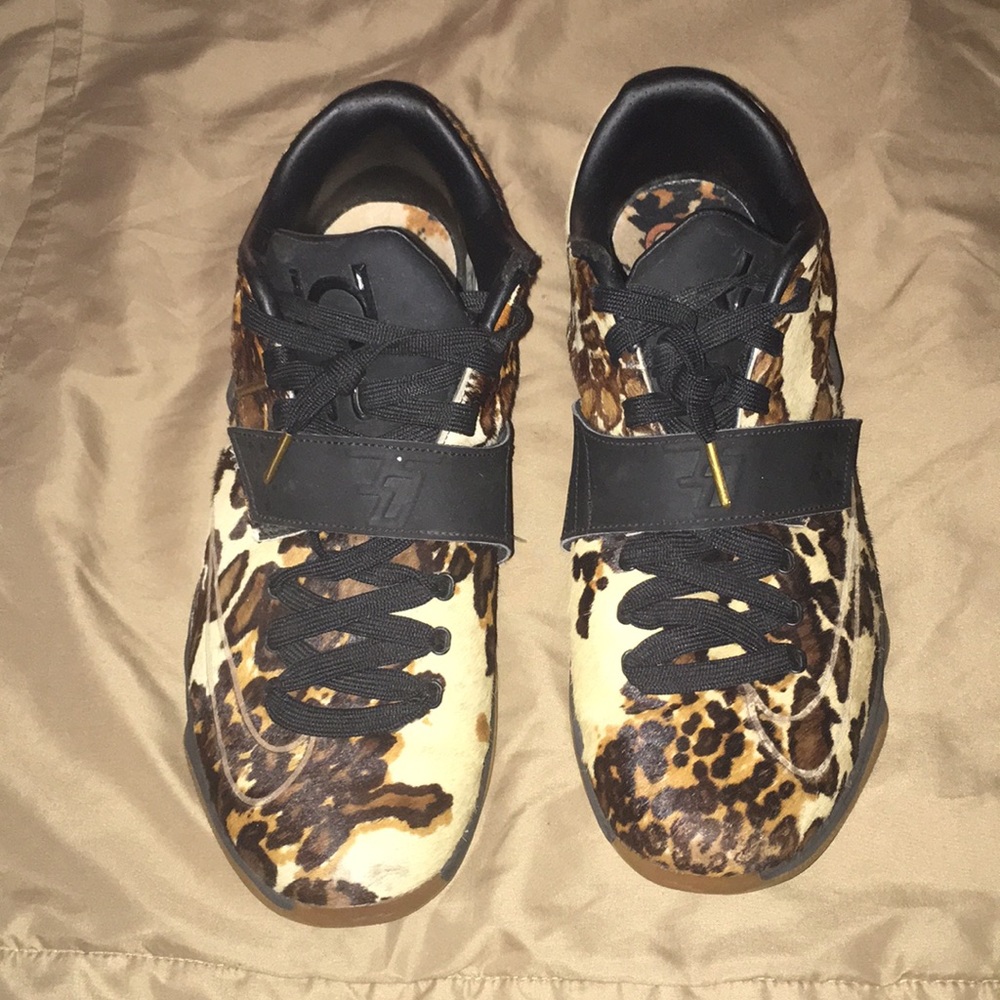 Men’s sneakers